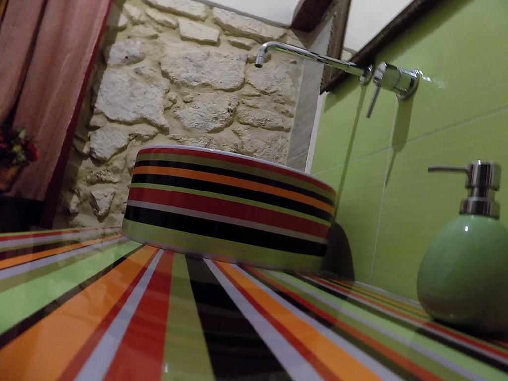 Asparano Ognina Buitenkant foto